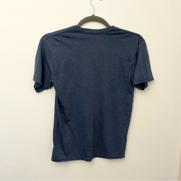 New with tags dark blue medium Marvel Captain America short sleeve t-shirt - Picture 5 of 8